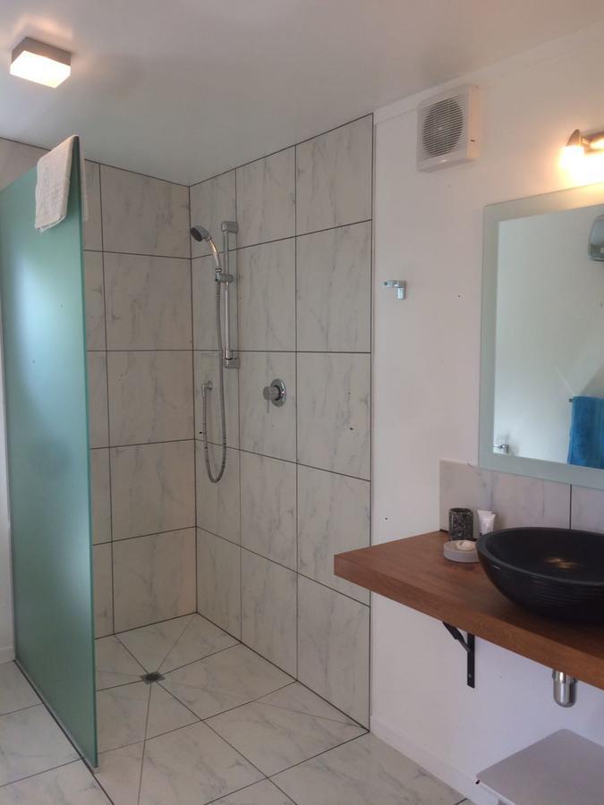Cabbage Tree Chalet Parapara ภายนอก รูปภาพ